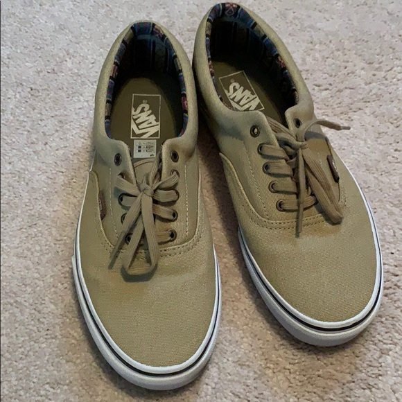 mens tan vans